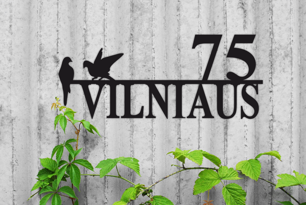 Namo užrašas MODERNUS paukščiai