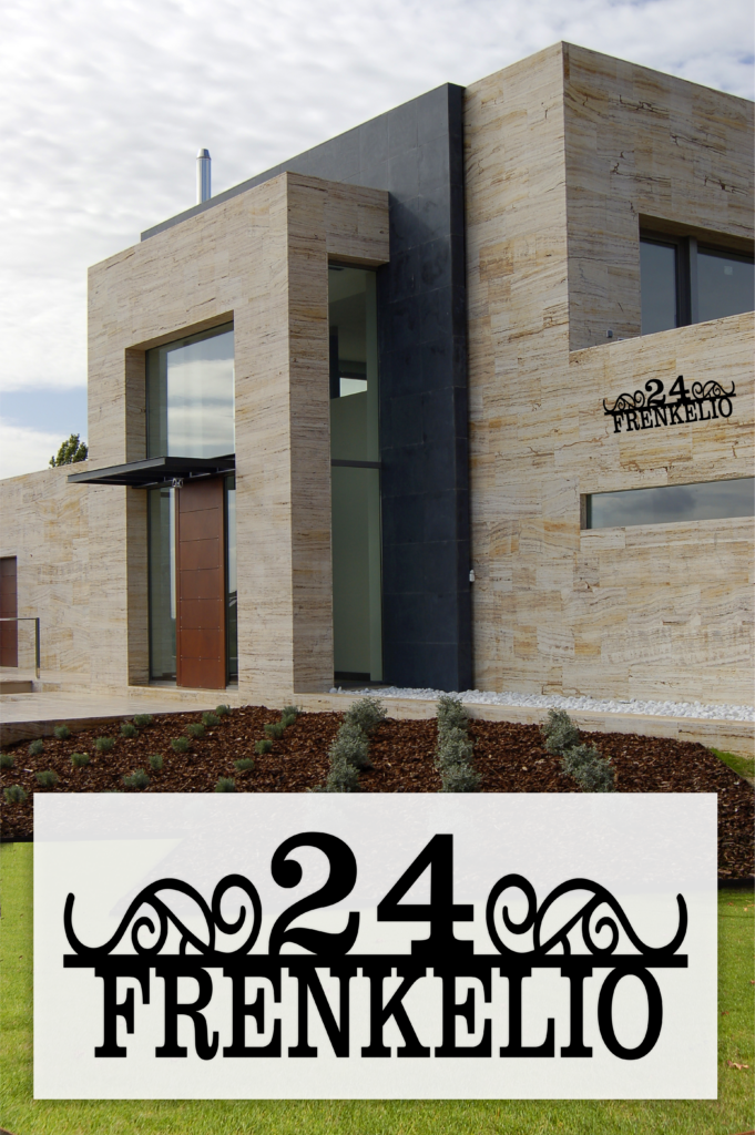 Надпись на доме: ДВОРЯНСКИЙ_3